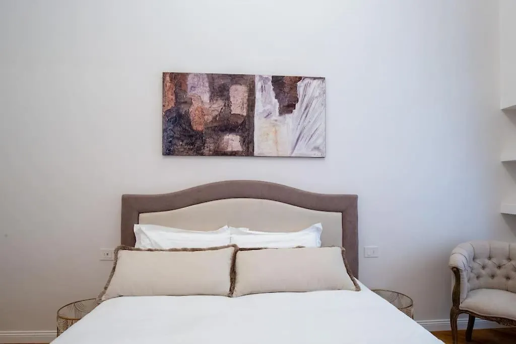 Apartment Dimora Nuvola Apartament Florence